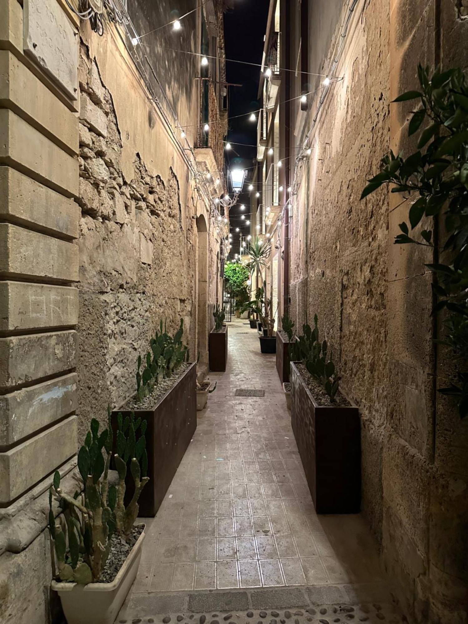 Suite Moen Ortigia Сиракузы Экстерьер фото